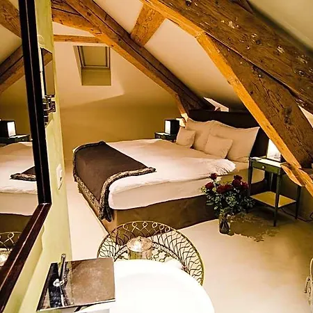 Hotel La Maison D'igor 3*