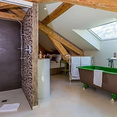 La Maison D'igor Hotel
