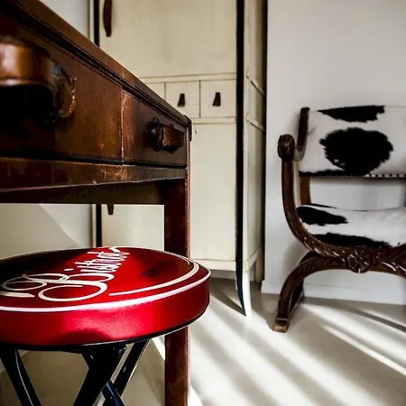 La Maison D'igor Szálloda 3*