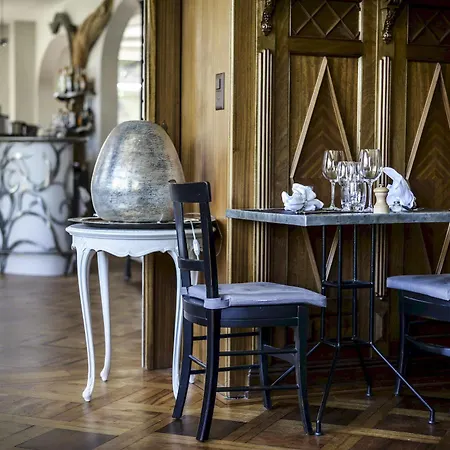 La Maison D'igor Szálloda 3*